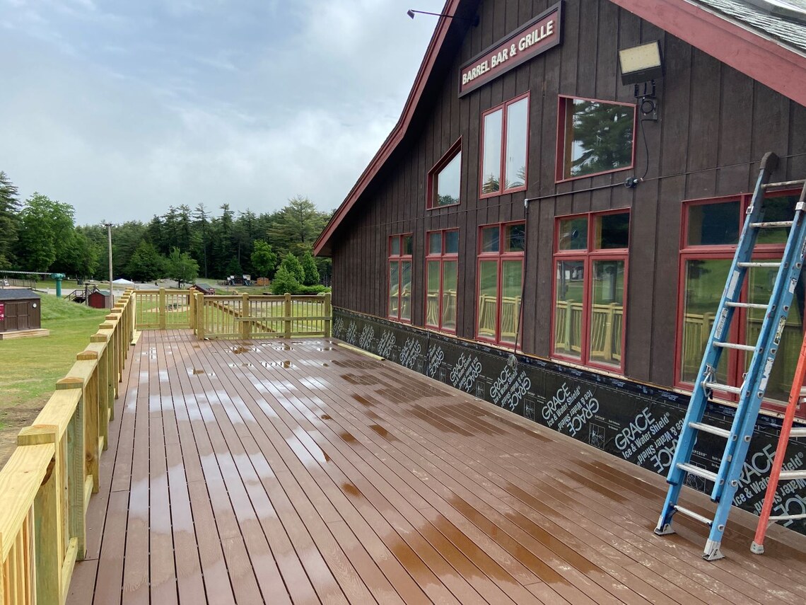 New deck at Stockade Lodge nears completion